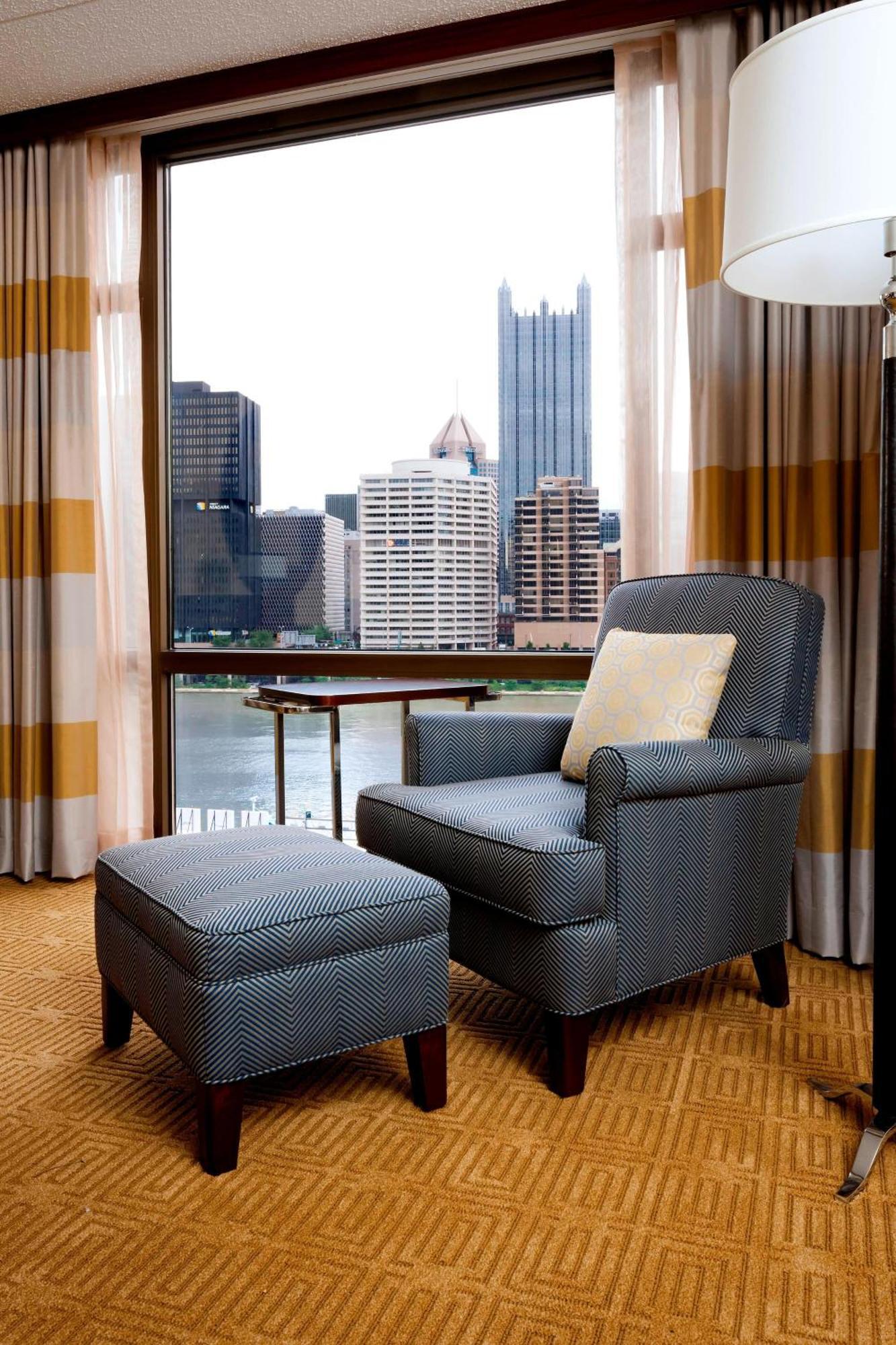 Sheraton Pittsburgh Hotel At Station Square Exterior foto